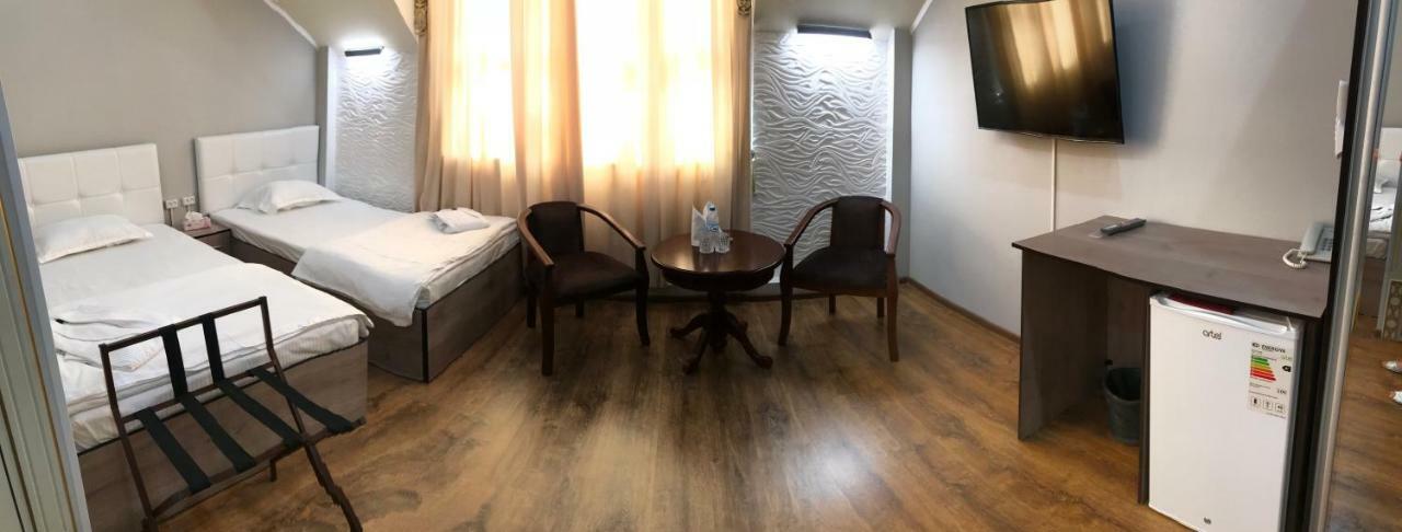 Eurasia Business Hotel Бухара Екстериор снимка